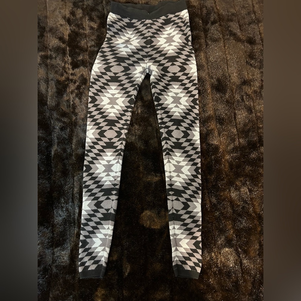 Xhilaration XS Aztec Print Knit Leggings | Gray Black Cozy Winter Pants